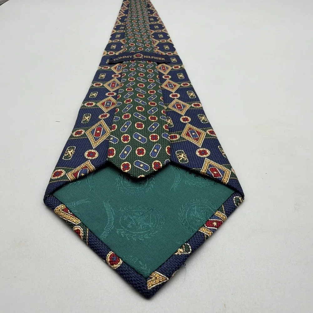 Tommy Hilfiger Geometric/Lion's Crest Printed Men's 100% Silk Neck Tie 60